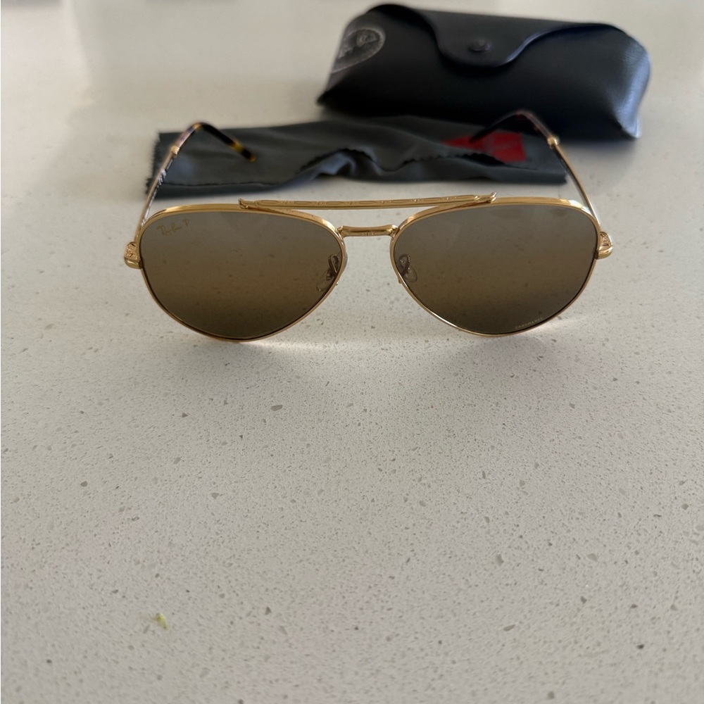 Ray Ban Polarized Oversized Aviators, Gold Frames - Picture 2 of 8